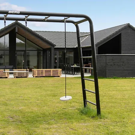 Vakantiehuis Awesome In With Sauna