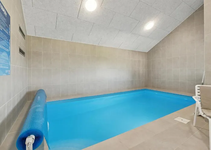 Awesome In With Sauna Nyaraló *